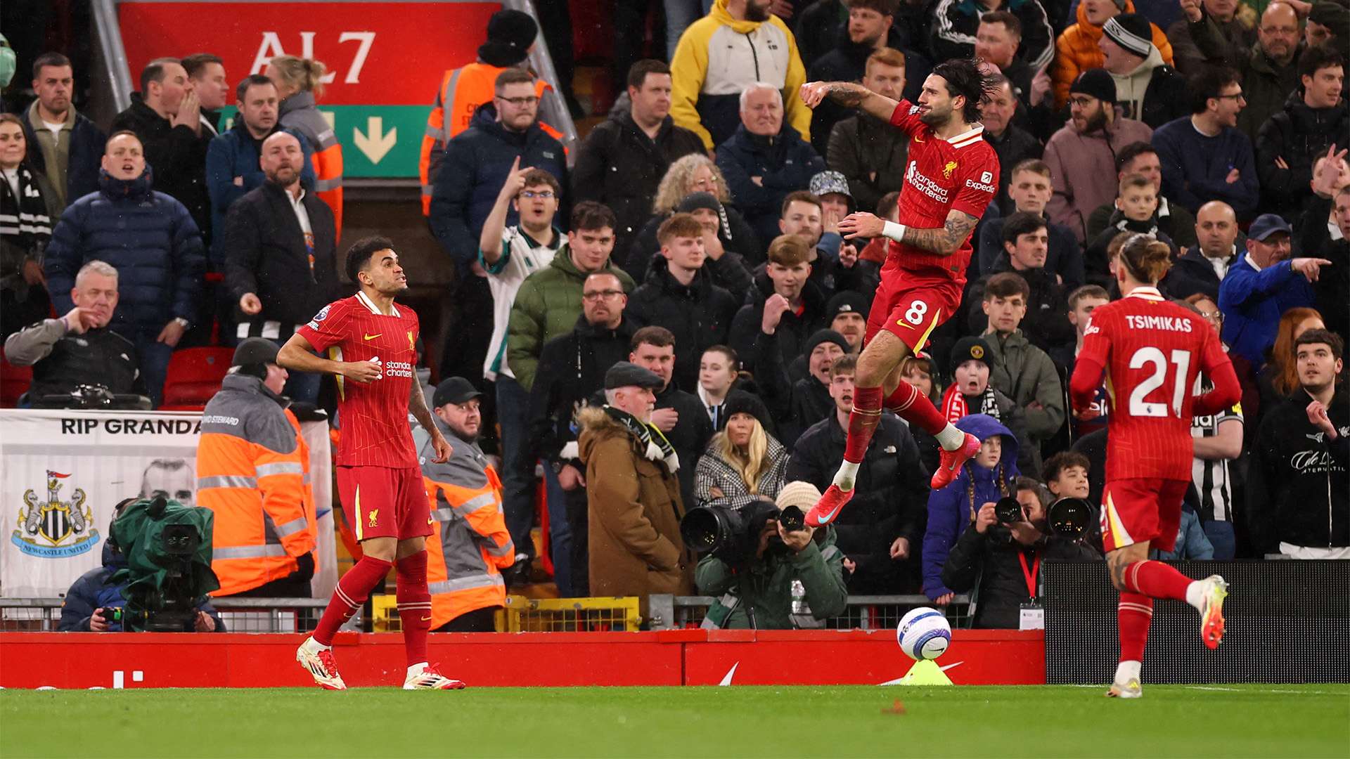 相比之下 相比之下